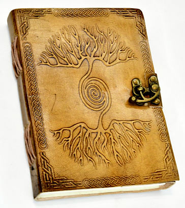 5" x 7" Double Tree Embossed leather w/latch